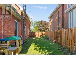 44 VICTORIA STREET - 44