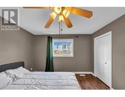 151 Bristol DRIVE - 32