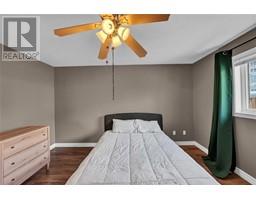 151 Bristol DRIVE - 33