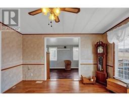 111 DUNKIRK DRIVE - 29