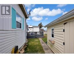 111 DUNKIRK DRIVE - 32