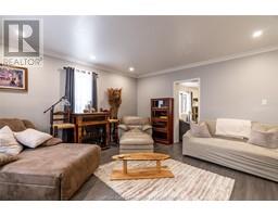 4 OAK STREET - 20