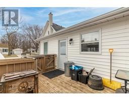 4 OAK STREET - 30