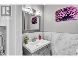 26 RIVERVIEW DRIVE - 22