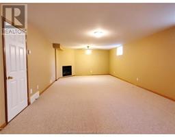 18 Wilhelmina WAY - 22