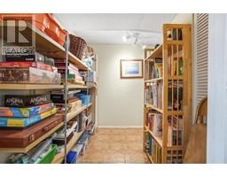12 Goldpark ROAD - 24