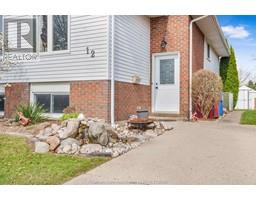 12 Goldpark ROAD - 3