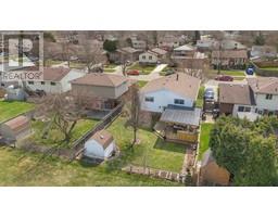 12 Goldpark ROAD - 35