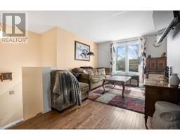 12 Goldpark ROAD - 7