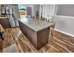62 MOONSTONE CRESCENT - 14
