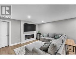 62 MOONSTONE CRESCENT - 30