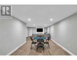 62 MOONSTONE CRESCENT - 32