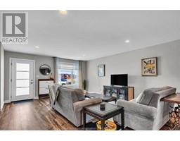 62 MOONSTONE CRESCENT - 5