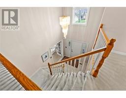 212 Norway Maple DRIVE - 37