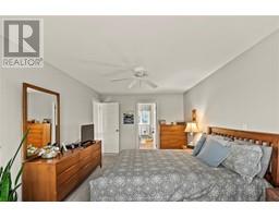 212 Norway Maple DRIVE - 41