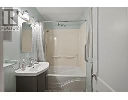 75 Sunnyside AVENUE - 12