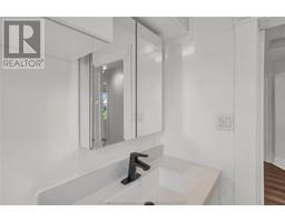 12 Gray STREET - 23