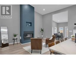 30 MCNAUGHTON AVENUE East - 20