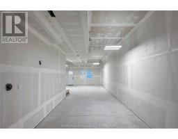 30 MCNAUGHTON AVENUE East - 42