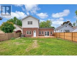 30 MCNAUGHTON AVENUE East - 44