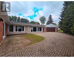 229 Elizabeth STREET - 3