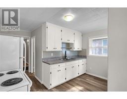 43 Patteson AVENUE - 24