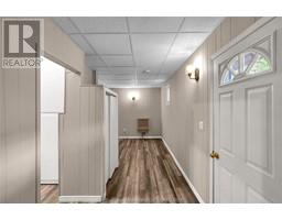 43 Patteson AVENUE - 35