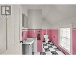 43 Patteson AVENUE - 48