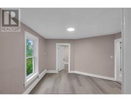 61 Baxter STREET - 12