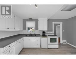 61 Sheldon AVENUE - 13