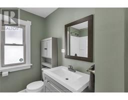 61 Sheldon AVENUE - 20