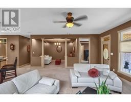 17 COURTYARD WALK - 14
