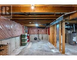 17 COURTYARD WALK - 37