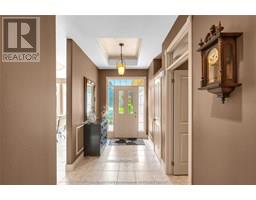 17 COURTYARD WALK - 8
