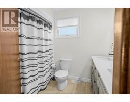 38 Irene CRESCENT - 15