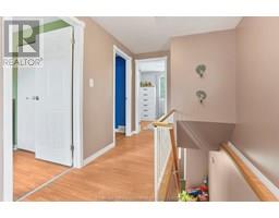 90 VANIER DRIVE - 11