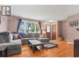 90 VANIER DRIVE - 6