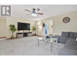 152 DD STREET - 18