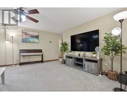 152 DD STREET - 19