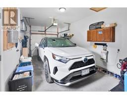 152 DD STREET - 34