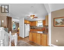 37 Berry STREET - 11