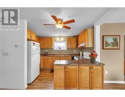 37 Berry STREET - 12