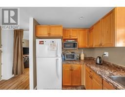 37 Berry STREET - 15