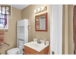 37 Berry STREET - 20