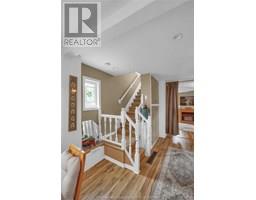 37 Berry STREET - 25