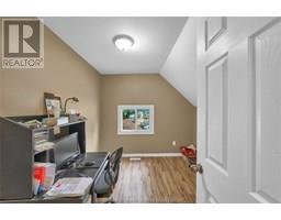 37 Berry STREET - 30