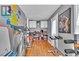 66 Delaware AVENUE - 11