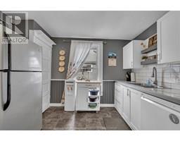 66 Delaware AVENUE - 7