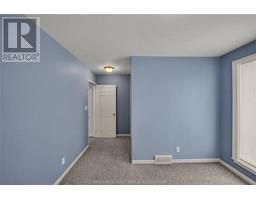 125 Victoria AVENUE - 18