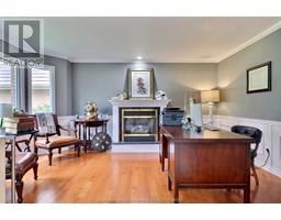 932 Grand AVENUE - 18